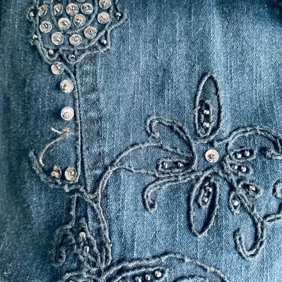 Gorgeous blue denim jacket with blue embroidery & shiny beadings metal buttons M - Picture 12 of 16